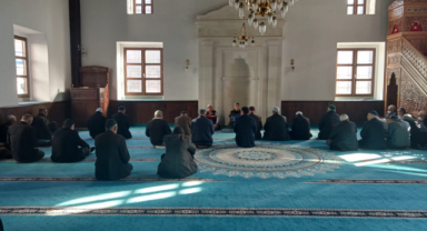 Mukabele geleneği sürüyor