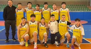 Özel Yavuz Koleji finalin kıyısından döndü