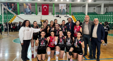 1957 Espiyespor, Genç Kızlar Voleybol İl Birinciliği’nde zirvede