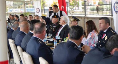 Bolu'da tüm kent bayramda kucaklaştı