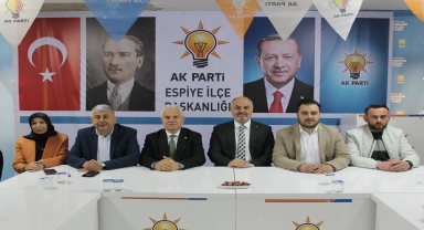 Espiye'de bayramlaşma töreni düzenlendi