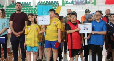 Giresun’da masa tenisi grup müsabakaları başladı