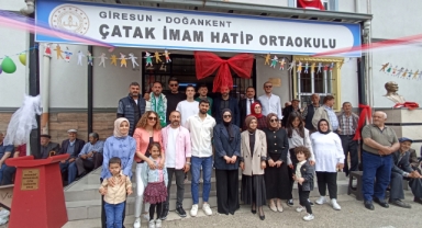 Giresunsporlu futbolcular, 23 Nisan'da okul ziyareti gerçekleştirdi