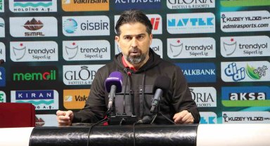 İlhan Palut: "Taraftarımızın önünde güzel bir galibiyete imza attık"