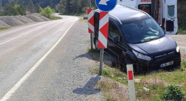 Kastamonu'da direksiyon başında fenalaşarak kaza yapan sürücü hayatını kaybetti