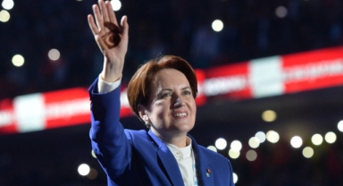 Meral Akşener, İYİ Parti'ye veda etti
