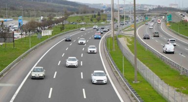 Tatilcilerin dönüş yolculuğu başladı