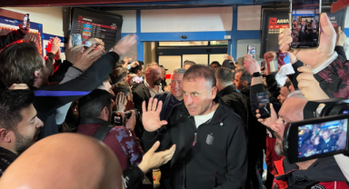 Trabzonspor'a coşkulu karşılama: Taraftarlar TFF'yi istifaya davet etti