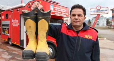 Ayağından çıkardığı botlarını depremzedeye giydirmişti: Kahraman itfaiyecinin ani ölümü sevenlerini yasa boğdu