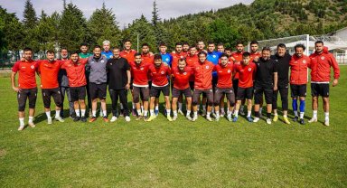 Düşük bütçesiyle büyük bütçeli kulüplere meydan okuyor