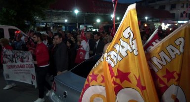 Fener alayında derbi heyecanı