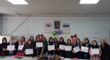 Giresun'da HEM kursiyerleri belgelerini aldı