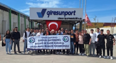 Giresun Üniversitesi öğrencileri gezerek öğreniyor