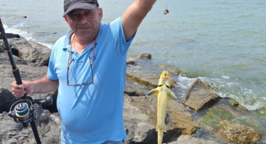 Oltayı çekince çok şaşırdı! Hemen denize bıraktı