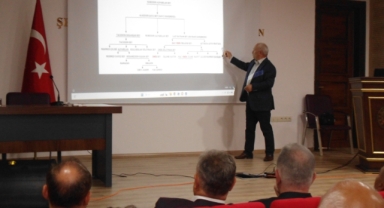 Piraziz'de konferans düzenlendi