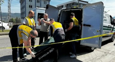 Samsun'da çöp konteynerine çarpan motokurye öldü
