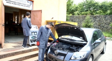 Giresun'da Yetkili Servis Gibi Çalışan Meslek Lisesi