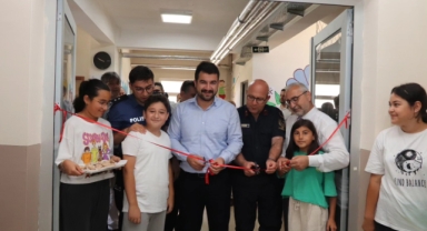 Başkan Ayyıldız yıl sonu sergisinde öğrencilerle buluştu