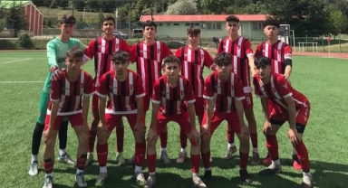 Bulancak U 18 şampiyon