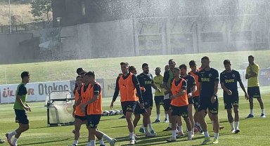 Fenerbahçe sezonu Topuk Yaylası'nda açtı