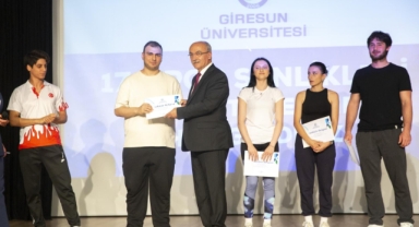 Giresun Üniversitesi 17. Spor Şenlikleri Ödül Töreni yapıldı
