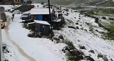 Haziran ayında kar sürprizi: Ovit Yaylası'na kar yağdı
