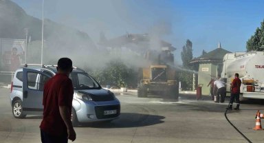 Petrol istasyonunda alev alev yandı: Faciadan dönüldü