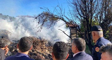 Sinop'ta çıkan yangında 5 ev zarar gördü