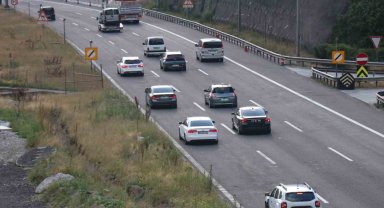 Tatilcilerin dönüş yolculuğu başladı