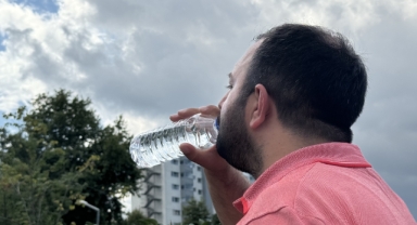 Az su içmek böbrek taşı riskini artırıyor
