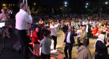 Bafra'da Balkan Gecesi'ne yoğun katılım