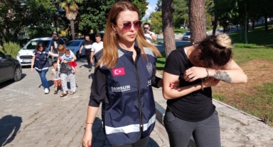 Dilenci kılığında 2,5 milyonluk altın çaldılar, yakayı ele verdiler