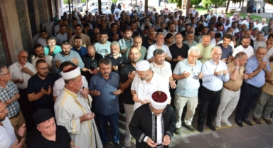 Giresun’da Filistin halkı ve İsmail Haniye için dua edildi