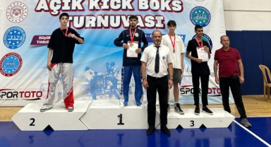 Konya'da Giresun Rüzgarı: Çotanak Kick Boks Sporcuları Üçüncülükle Döndü