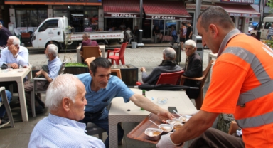 Yağlıdere Belediyesi’nden Muharrem Ayı’nda Aşure İkramı