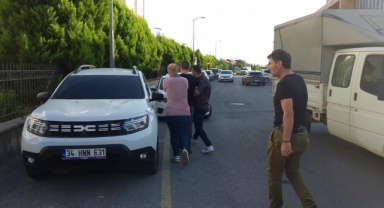 Ablasını, eniştesini ve yeğenlerini bıçakladı