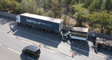Çorum’da 3 kişinin öldüğü feci kaza havadan görüntülendi