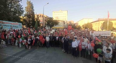 Çorum'da "İsrail'i telin Gazze'ye destek" mitingi