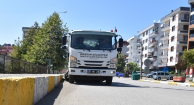 Giresun Belediyesi, Görele'nin yollarını temizledi!