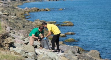 Giresun sahillerinde çöp seferberliği