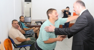 Giresun Valisinden sevindiren ziyaret… Büyük mutluluk yaşandı