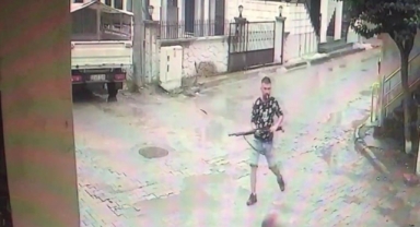 Ordu'da içki yüzünden çıkan tartışma pompalı tüfekli kavgaya dönüştü... Mermiler havada uçuştu