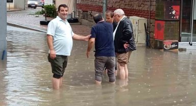 Samsun Bafra sular altında kaldı...