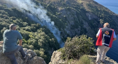 Sinop'ta yangına müdahale eden itfaiye personeli uçurumdan düştü