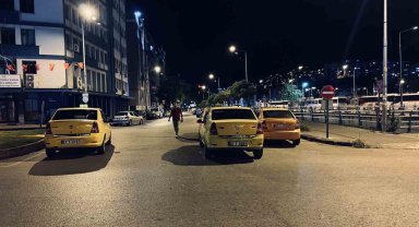 Taksi durağına bomba ihbarı panik yarattı...