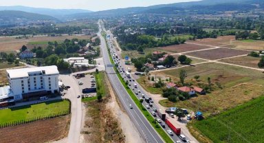 Tünelin trafiğe kapatılması şehir trafiğini felç etti: Ambulans geçmekte zorlandı