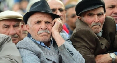 Yılbaşında Emekliye En Fazla Yüzde 20 Zam mı Olacak? Külliye'den Net Açıklama!