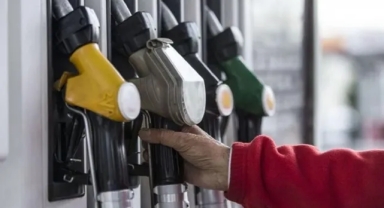 Akaryakıt Fiyatlarına Büyük İndirim: Motorin Fiyatları Bu Gece Yarısından İtibaren Düşüyor