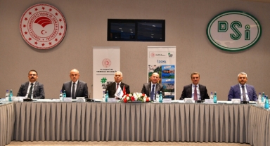 Doğu Karadeniz Bölgesi kalkınma projeleri masaya yatırıldı