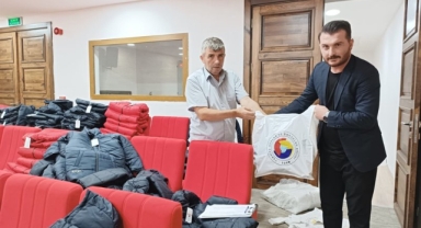 Giresun'da öğrencilere kışlık mont yardımı yapıldı